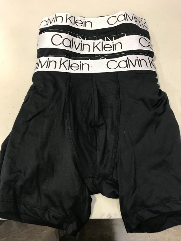 Photo 1 of Calvin Klein microfiber stretch classic fit 3ct size large 