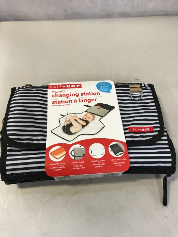 Photo 1 of Skip Hop Pronto Changing Pad
1 Count (Pack of 1)