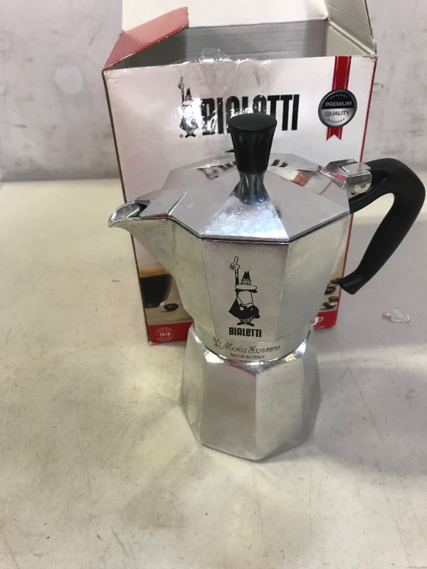 Photo 3 of Bialetti Moka Express 6 Cup, 1 EA, silver, 6800
(STAINS ON INSIDE OF ITEM FROM COFFEE)