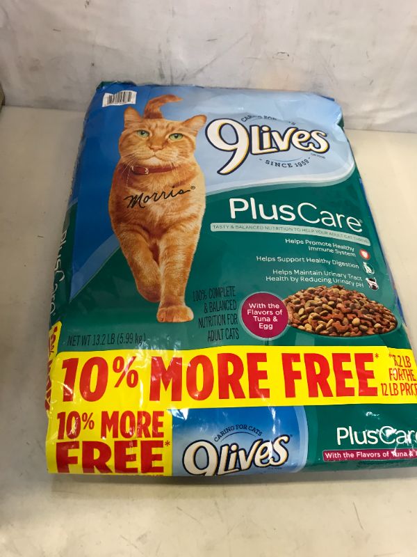 Photo 2 of 9Lives Plus Care Dry Cat Food, 13.3 Lb EXP MAY 2022