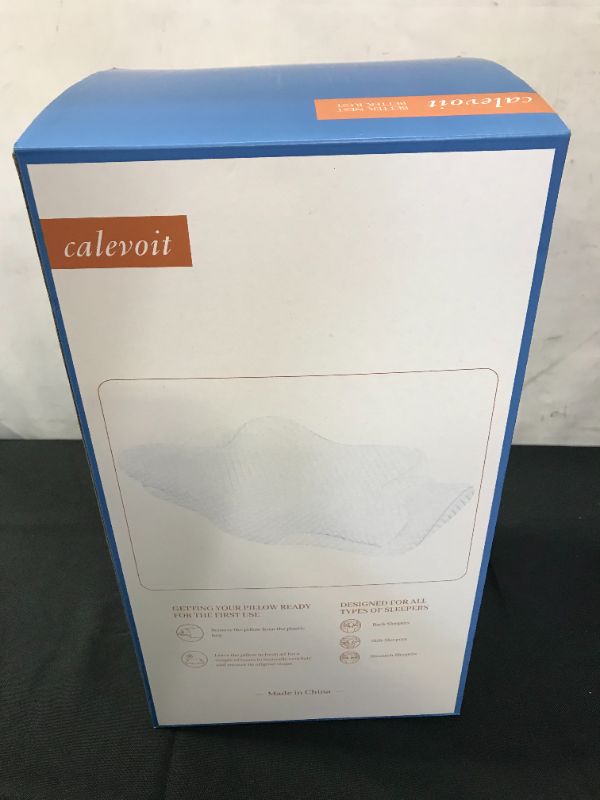 Photo 2 of Calevoit Adjustable Cervical Pillow for Neck Pain,Cervical Memory Foam Pillow,Odorless Pillows Pain Relief,Can Help with and Shoulder Relief,Detachable Pillowcase Protection Zipper BRAND NEW
