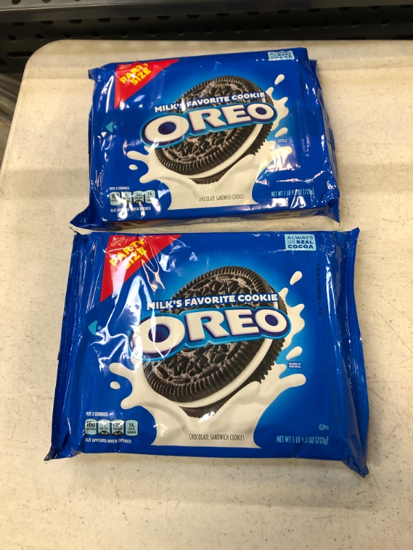Photo 2 of  Oreo Chocolate Sandwich Cookies - 25.5oz 2 pack exp - April 22/22