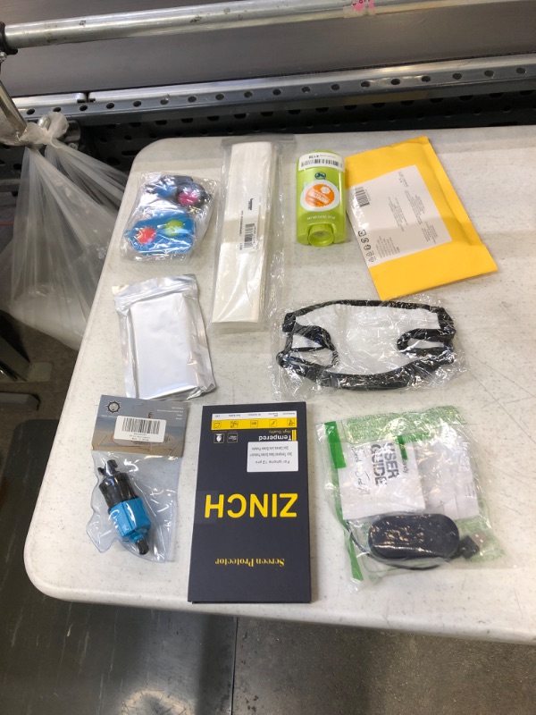 Photo 1 of various items 