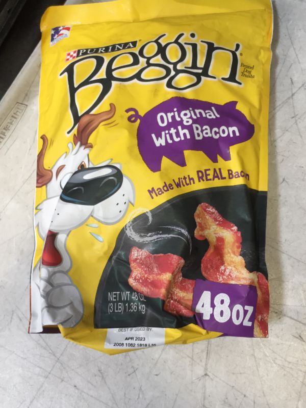 Photo 2 of 
Purina Beggin' Strips Bacon Dog Treats exp 4/23