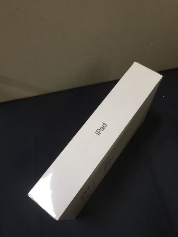 Photo 6 of Apple 10.2-inch iPad Wi-Fi 64GB - Space Gray (9th Gen)
(factory sealed)