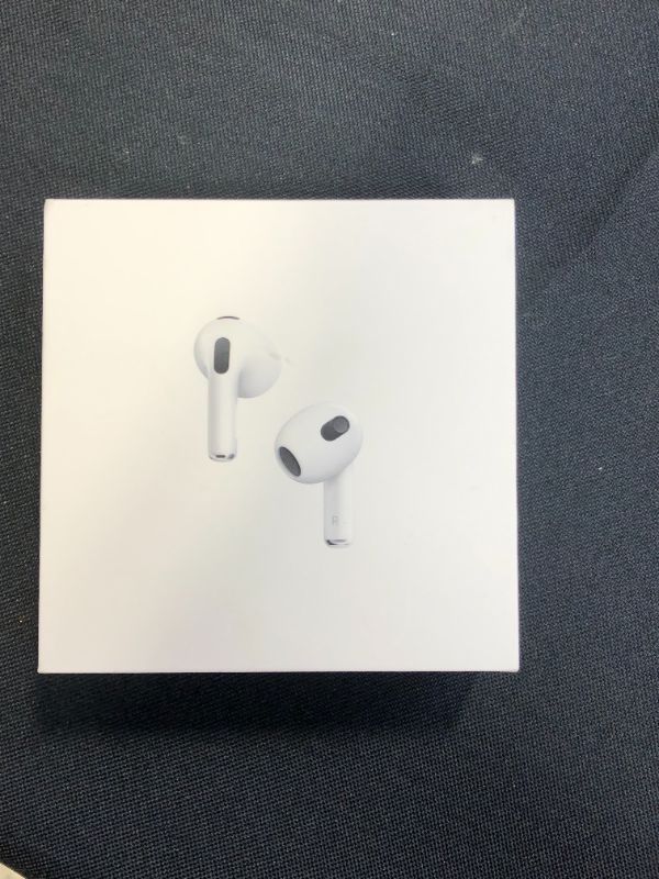 Photo 6 of Apple AirPods (3rd Generation)
