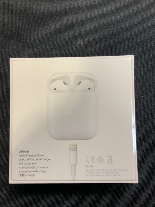 Photo 1 of Apple AirPods (2nd Generation)
