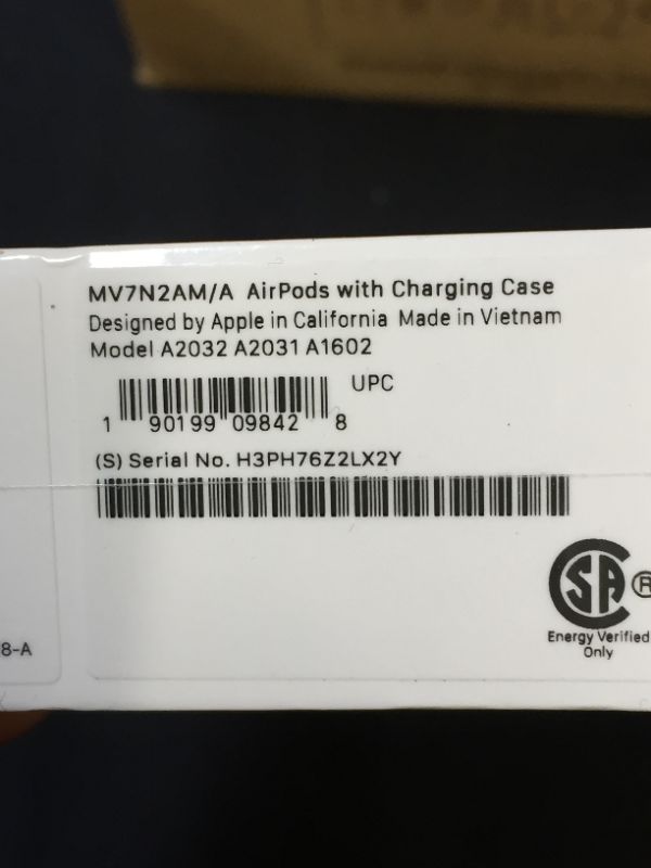 Photo 6 of Apple AirPods (2nd Generation)
(factory sealed) 