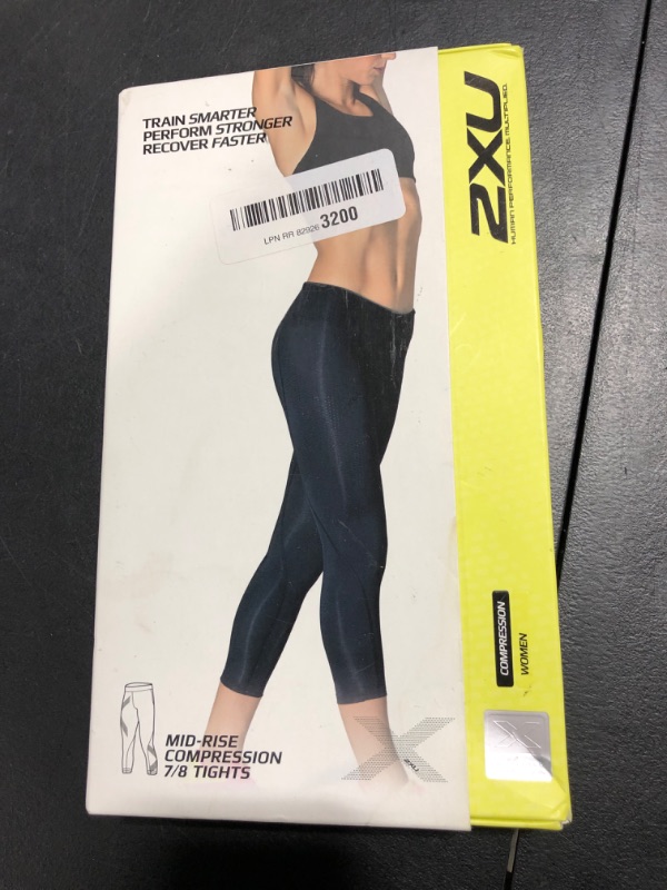 Photo 2 of 2XU Womens Motion Mid-Rise Compression 7/8 Tights for Training and Fitness Large Black/Dotted Black Logo