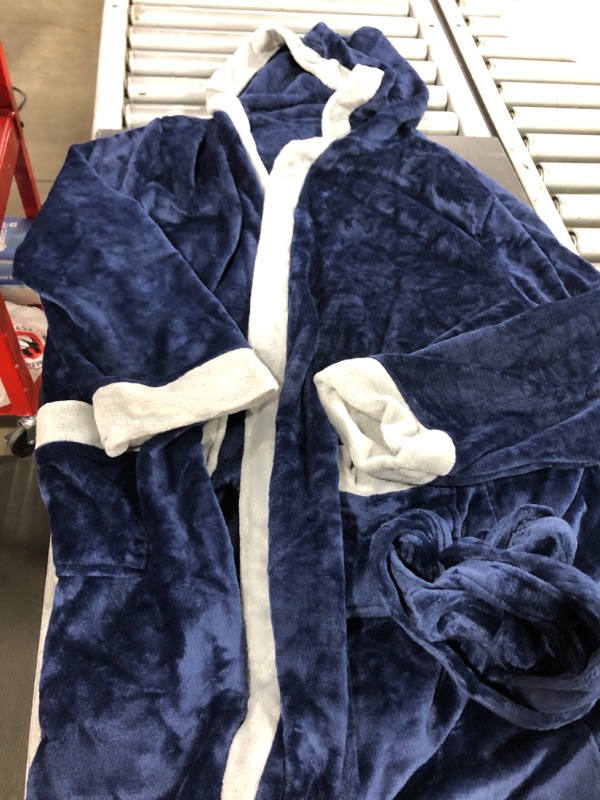 Photo 2 of  Men's Soft Fleece Plush Robe Full Length Long Bathrobe XL
