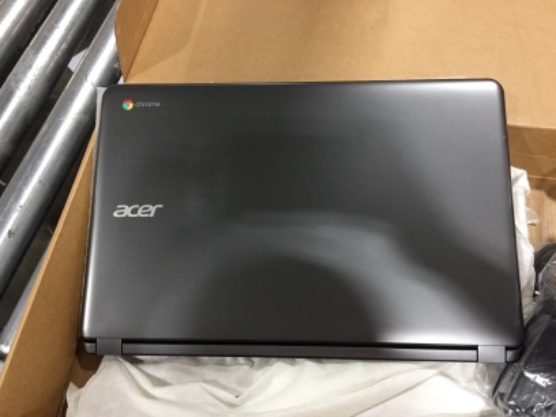 Photo 2 of Acer Chromebook 15 CB3-532-C8DF - Celeron N3060 / 1.6 GHz - Chrome OS - 4 GB RAM - 16 GB EMMC - 15.6 1366 X 768 (HD) - HD Graphics 400 - Wi-Fi Bluet
