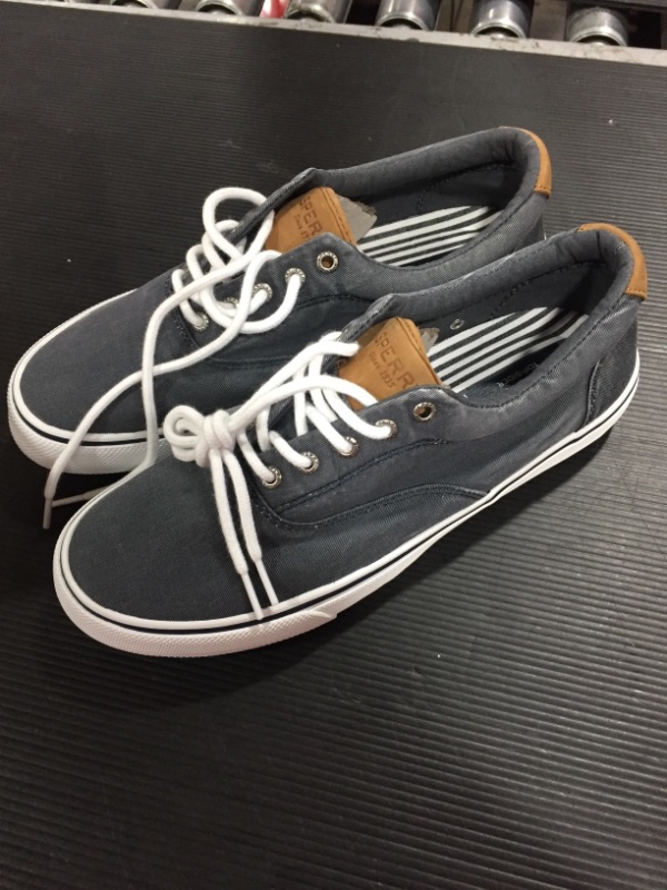 Photo 3 of Men's Striper II CVO Sneaker
size 10.5 w 