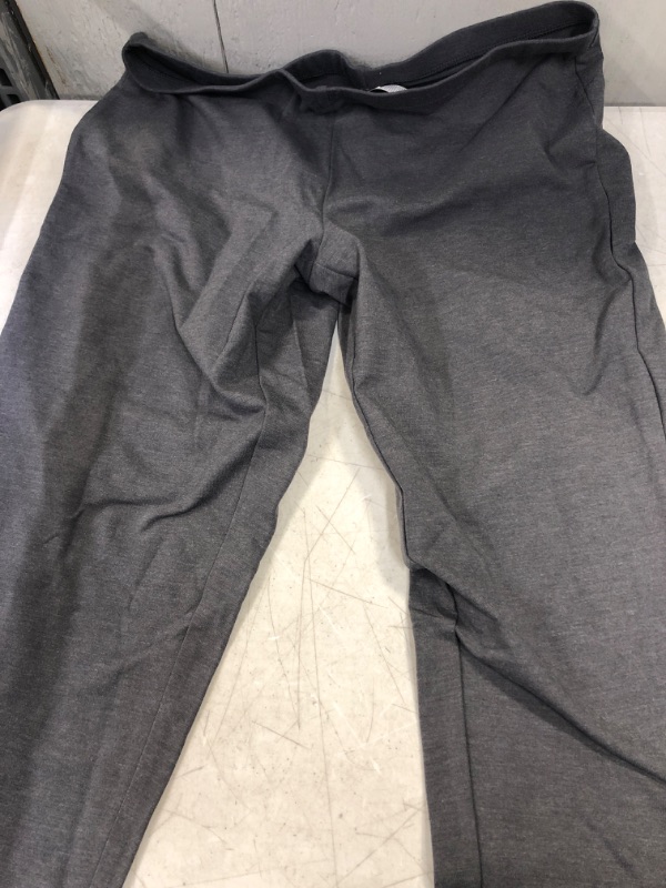 Photo 2 of -SIZE LARGE- Hanes Women's Stretch Jersey Capri Leggings (GREY)