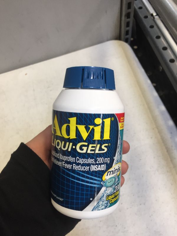 Photo 2 of Advil Liqui-Gels Minis 200-Count Pain Reliever Capsules
EXP 06/2024