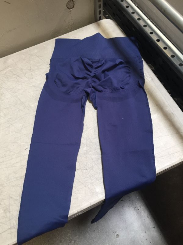 Photo 2 of WOMENS LEGGINGS BLUE
SIZE LARGE (MARKED AS LARGE POSSIBLY MEDIUM)