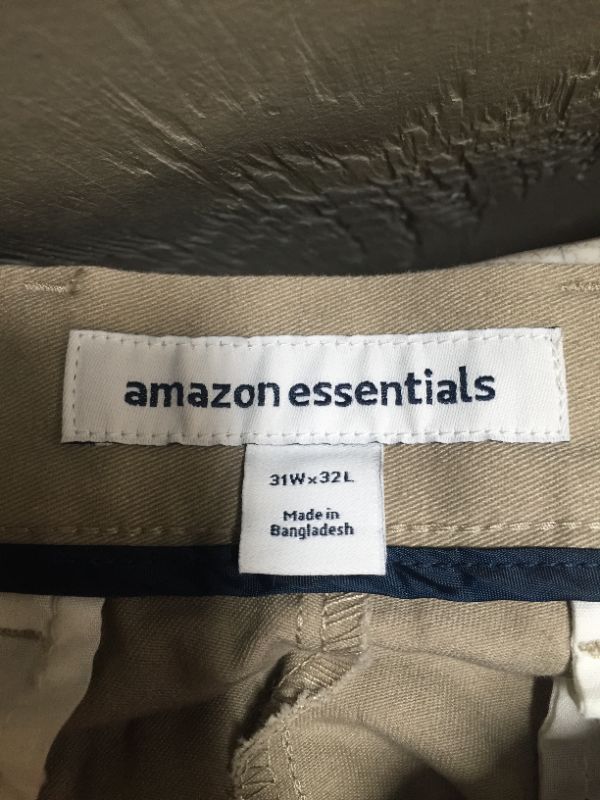 Photo 2 of AMAZON ESSENTIALS SLIM FIT PANTS KHAKI
SIZE 31X32