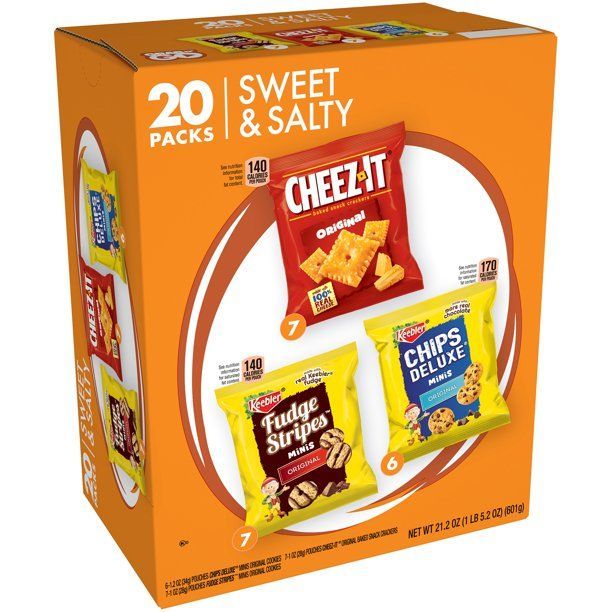 Photo 1 of Cheez-It Keebler Fudge Stripes Chip Deluxe, Sweet Salty Variety Snack Box, 1 oz, 20 Count 2 PACK BEST BY 10/2021
