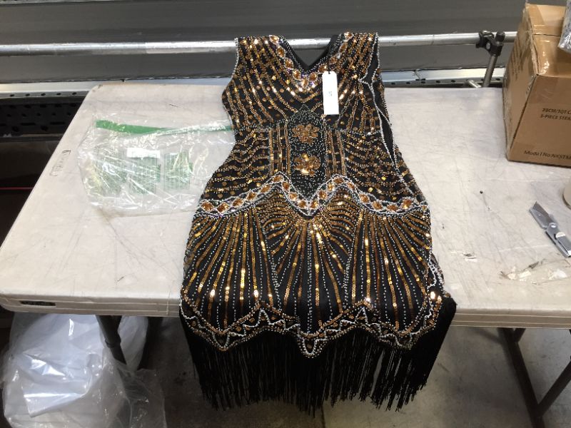 Photo 2 of BABEYOND Women's Flapper Dresses 1920s V Neck Beaded Fringed Great Gatsby Dress (S)