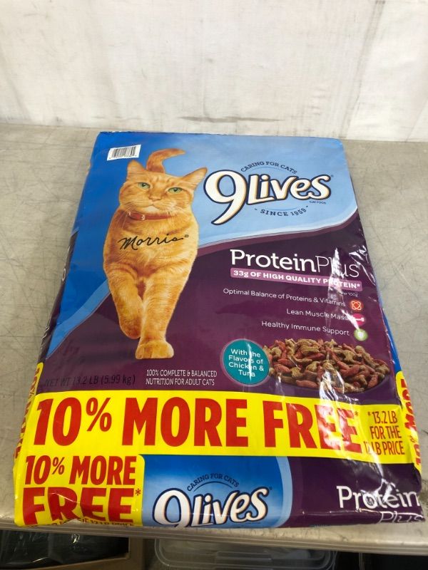 Photo 2 of 9Lives Protein Plus Dry Cat Food Bonus Bag, 13.2-Pound, EXP 04/22/22