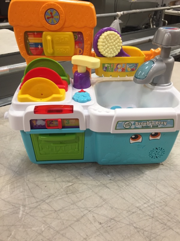 Photo 1 of LeapFrog Scrub 'n Play Smart Sink, Multicolor
