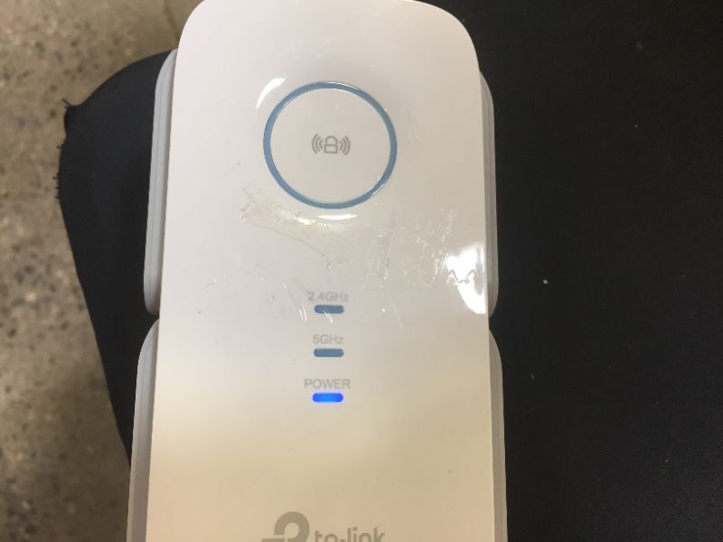 Photo 2 of TP-Link AC2600 WiFi Extender(RE650), Up to 2600Mbps, Dual Band WiFi Range Extender, Gigabit port, Internet Booster, Repeater, Access Point,4x4 MU-MIMO ---- UNABLE TO TEST 

