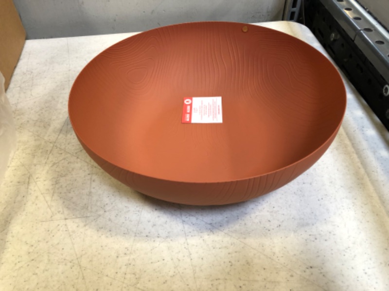 Photo 2 of Alessi PU06/29 BR Veneer Bowl in Steel Coloured with epoxy Resin with Relief Decoration, One Size, Brown
