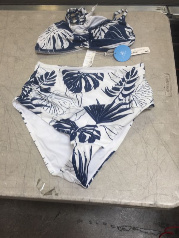 Photo 2 of CUPSHE Blue And White Leafy High Waisted Bikini---MEDIUM---
