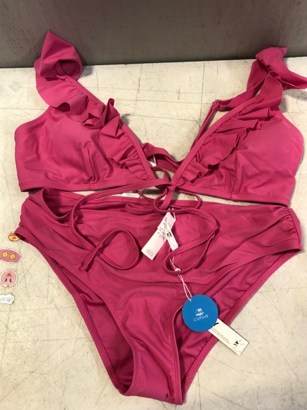 Photo 1 of womens cupshe bathing suit size L
