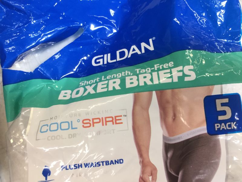 Photo 1 of gildan boxer briefs 5 pack size large 