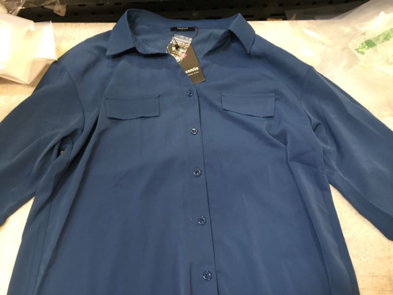 Photo 1 of womens cloth type material long sleeve color blue size large 