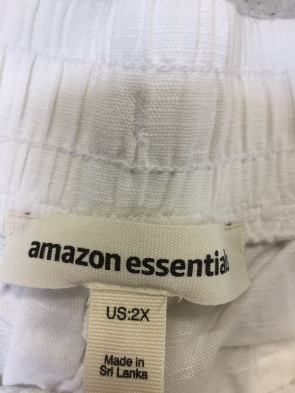 Photo 4 of Amazon Essentials Women's 5" Inseam Drawstring Linen Blend Short  Plus Size 2X color white 
