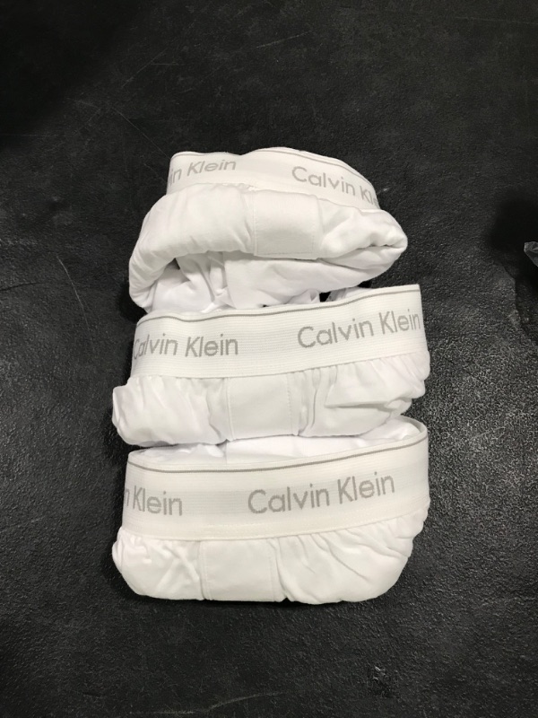 Photo 1 of Men's Calvin Klein Underwear Medium 