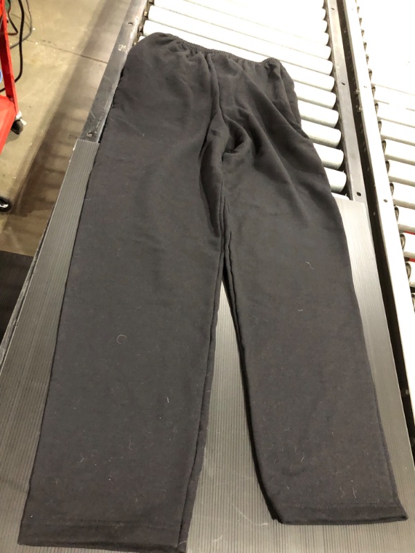 Photo 1 of HANES MEDIUM SWEATS 