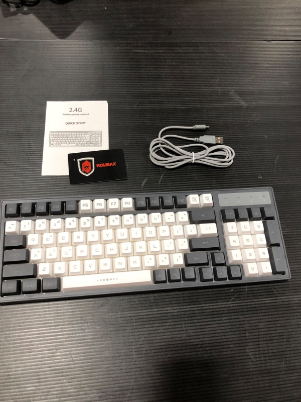 Photo 1 of 2.4g gamoing wireless keyboard