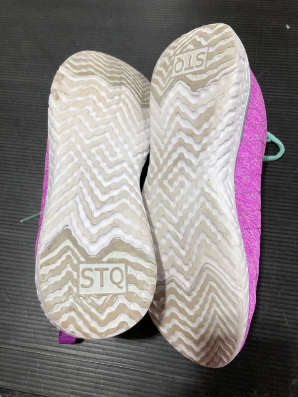 Photo 1 of STQ Walking Shoes Women Slip on Tennis Fashion Sneakers with Arch Support Memory Foam 7.5
