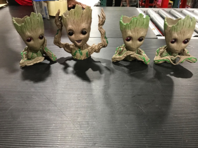 Photo 2 of 4 Styles Flowerpot Baby Groot Flower Pot Succulent Planter Pot Pencil Holder Office Party Ornament Christmas Birthday Gift (4 Styles)
