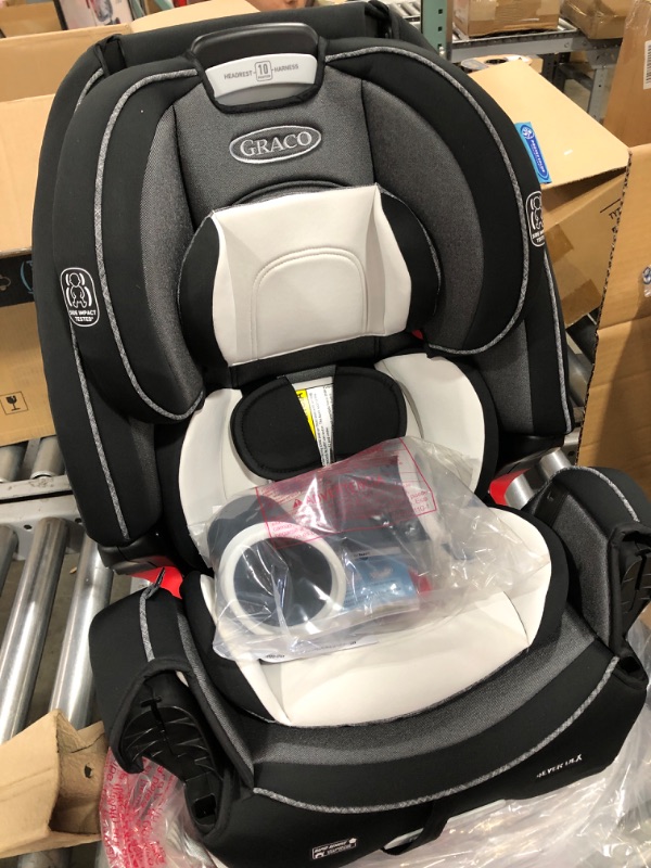 Photo 2 of Graco 4Ever DLX 4 in 1 Car Seat, Infant to Toddler Car Seat, with 10 Years of Use, Fairmont , 20x21.5x24 Inch (Pack of 1)
