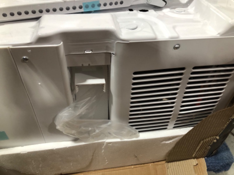 Photo 3 of Midea U Inverter Window Air Conditioner 8,000BTU, U-Shaped AC