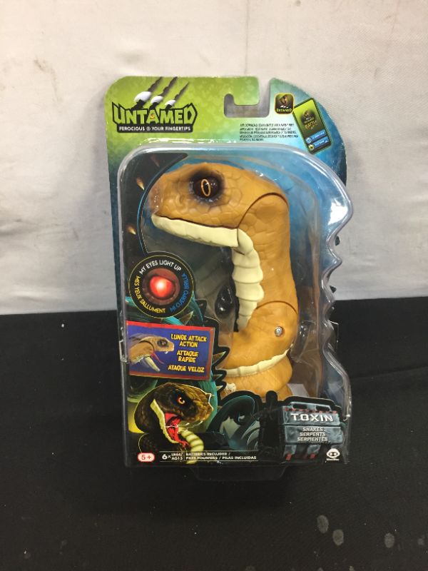 Photo 2 of WowWee Untamed Snakes - Toxin (Rattle Snake) - Interactive Toy
