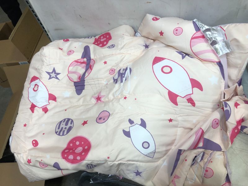 Photo 1 of KIDS COMFORTER (FULL) SPACE THEMED NUDE/PINK