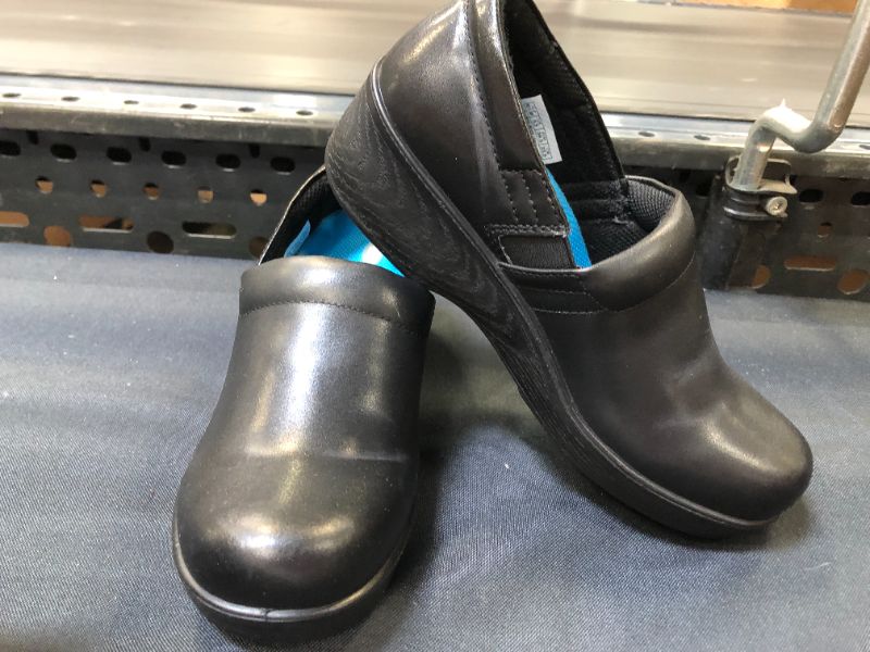 Photo 2 of Dr. Scholl's Shoes Women's Dynamo Work Shoe BLACK, 6.5W