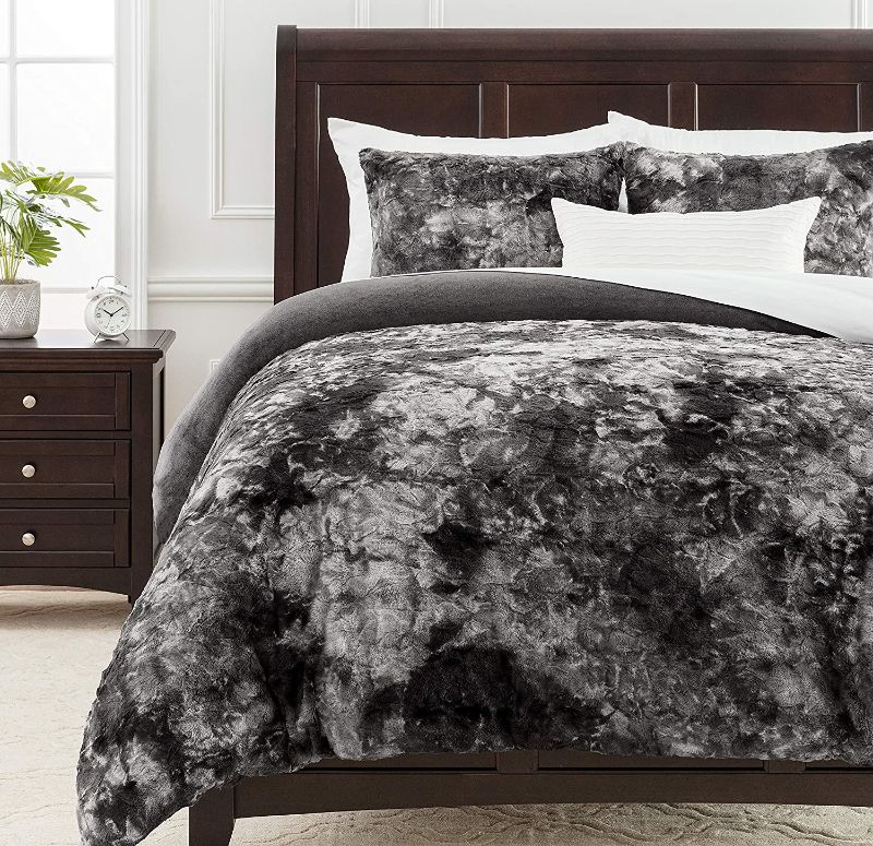 Photo 2 of Chanasya Fuzzy Faux Fur Grey Duvet Cover Comforter Bedding Set King Size - 3 Piece Combo - Soft Cozy Shag Furry Fluffy Royal Luxurious Soft Velvet Mink Fabric Bedcover - Bed Blanket Spread - Gray