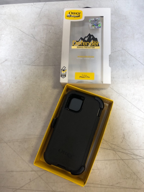 Photo 2 of OTTERBOX DEFENDER SERIES SCREENLESS EDITION Case for iPhone 11 Pro - BLACK
