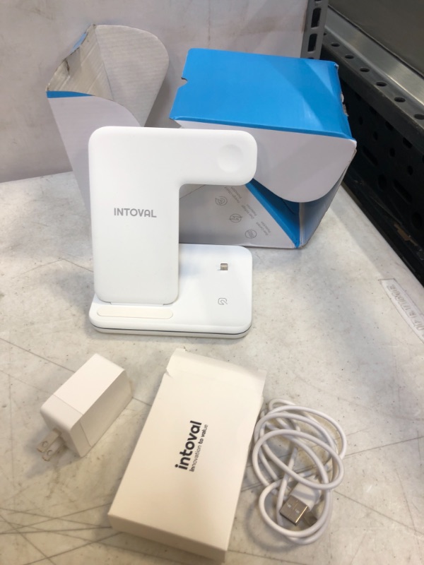 Photo 2 of Intoval Charging station for Apple (Z5,White)
