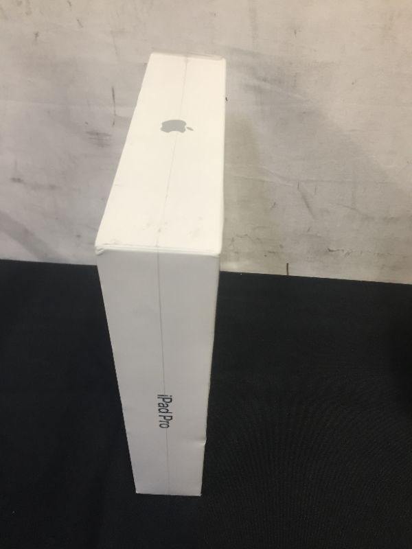 Photo 4 of 2021 Apple 11-inch iPad Pro (Wi?Fi, 128GB) - Silver ---- FACTORY SEALED 
