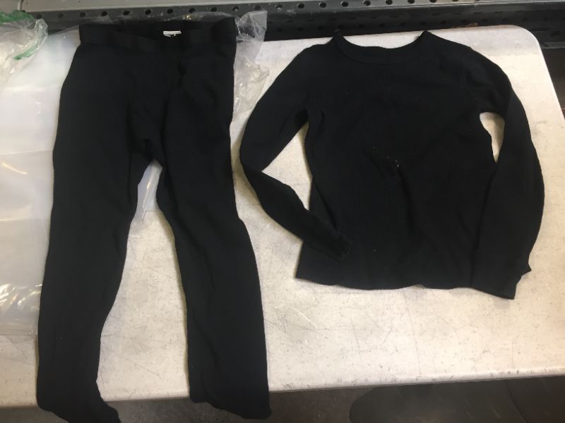 Photo 1 of Amazon Essentials Long Sleeve and Leggings
Size: M