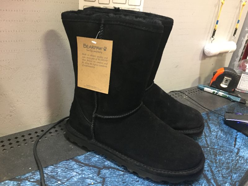 Photo 1 of Bearpaw Women's Elle Short Boots--size 9 

