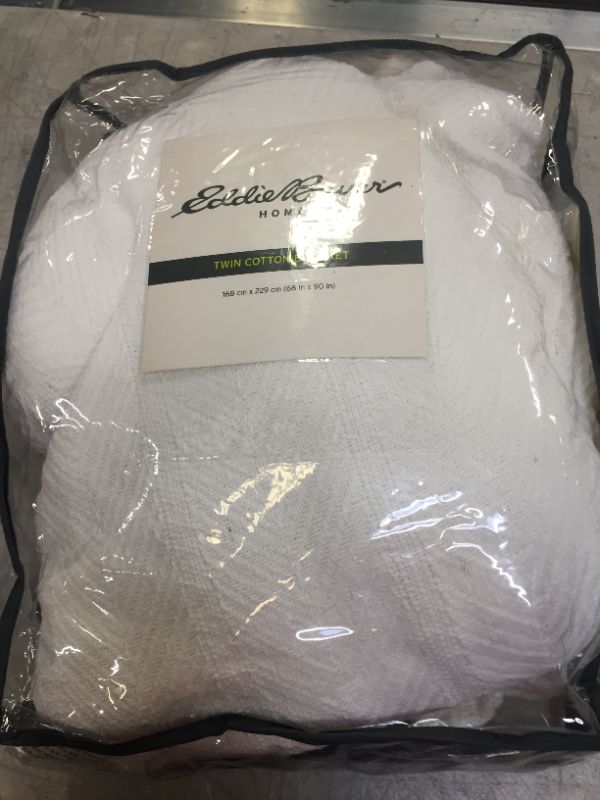 Photo 2 of Eddie Bauer Home | Herringbone Collection | Blanket - 100% Cotton, Lightweight & Breathable, Machine Washable Easy Care, Twin, Off-White
