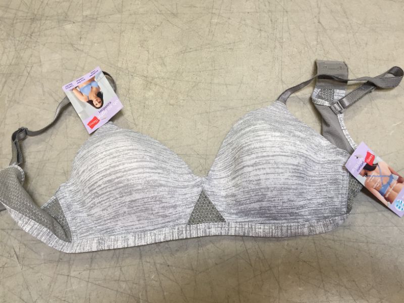 Photo 2 of Hanes Women's Oh So Light Comfort Wire Free Bra, Style G52 MEDIUM