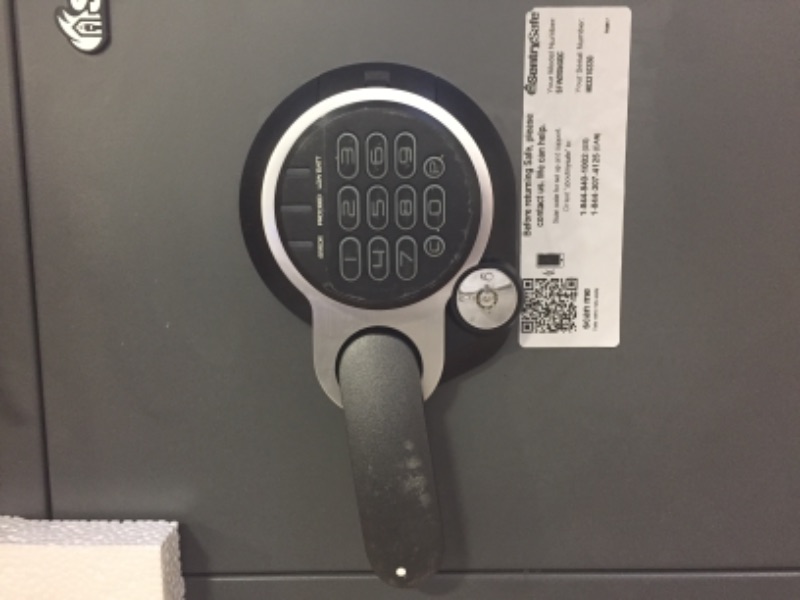 Photo 3 of Sentrysafe Sfw205gqc Fireproof Safe and Waterproof Safe with Digital Keypad 2.05